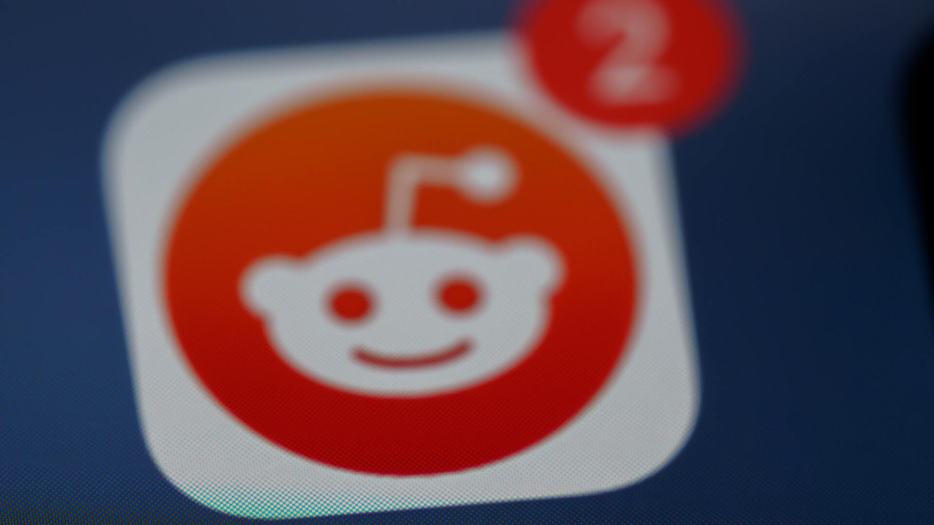 How to Get Alerts When There's a New Reddit Post on a Subreddit or User Profile